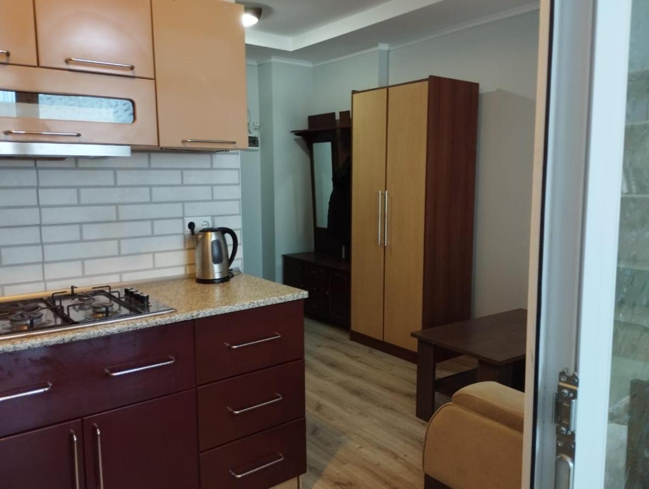 Yalcin Star Residence Apartment 300 Batumi Eksteriør bilde